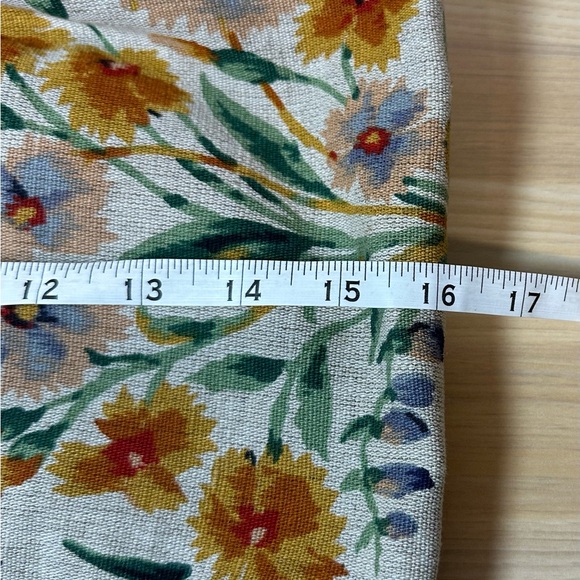 Floral Carpet Bags of America HandBag with Wooden Handles - Picture 5 of 10